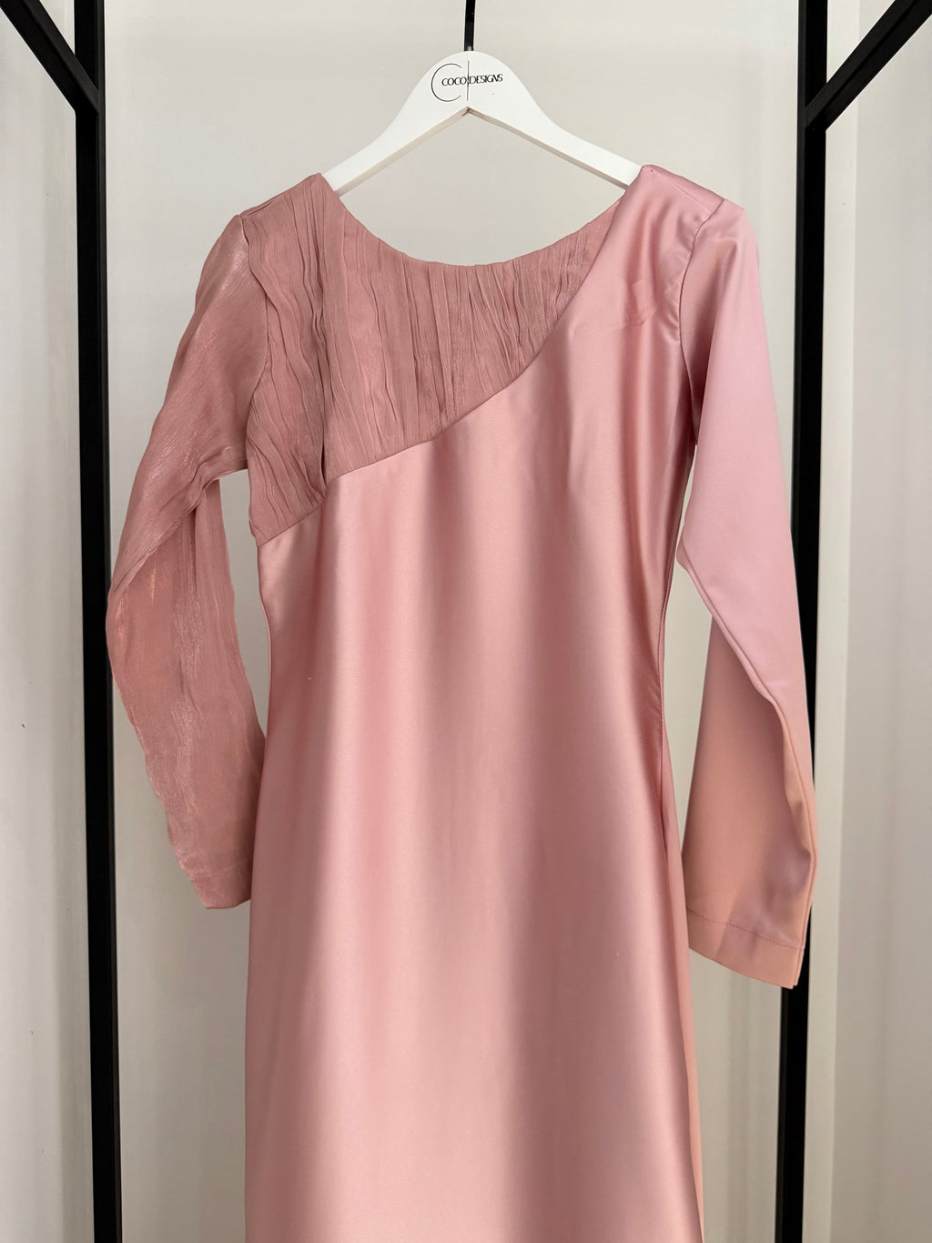 Champagne Blush